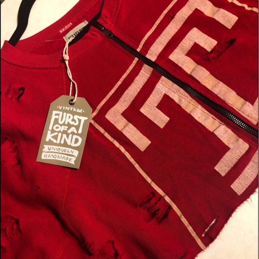 LF first of a kind cropped sweatshirt